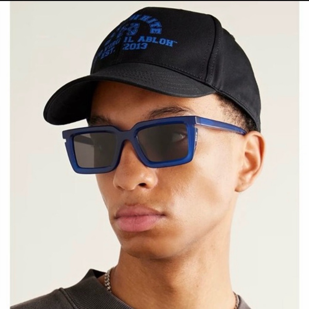 Off-White Blue Sunglasses with Black Case